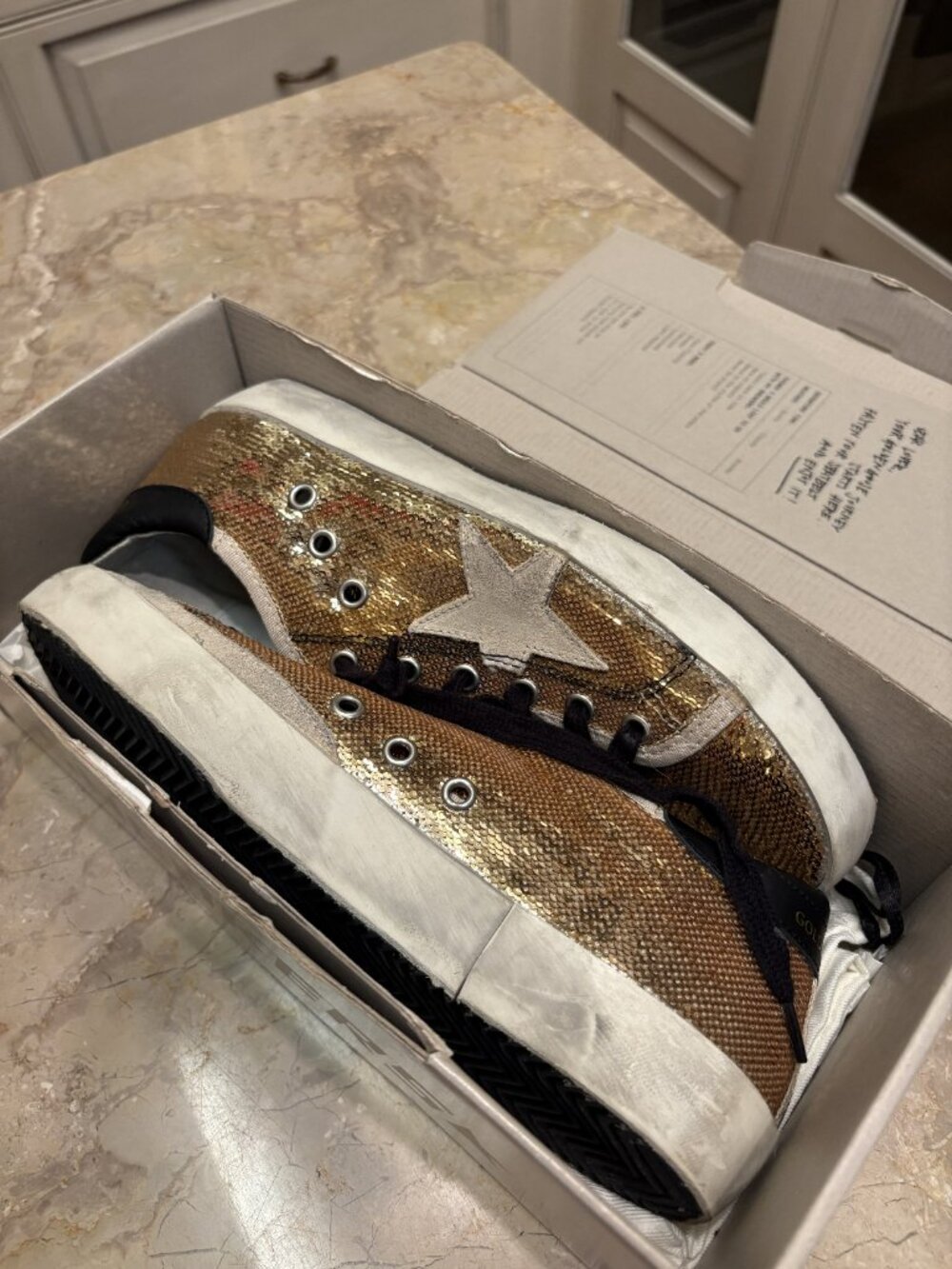 GOLDEN GOOSE SUPERSTAR METALLIC SEQUIN SNEAKERS - Size 9B/39EU-Gold/Black/Beige - Picture 6 of 7